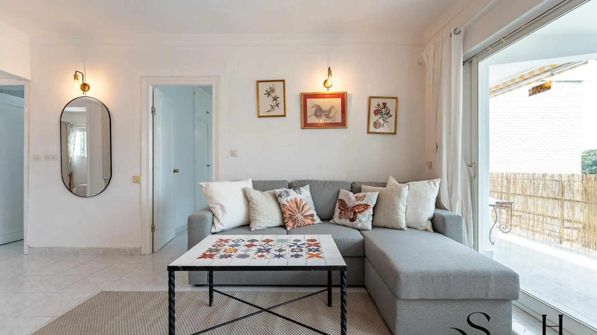 Great Location, Sea View, 2 Bedroom, Steps From The Beach ベナルマデナ